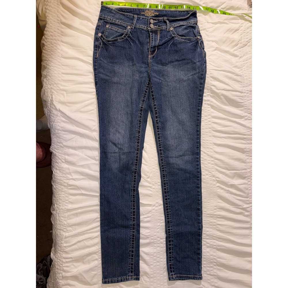 Revolt Womens Skinny Jeans Blue Medium Rhinestone Fleur De Lis Size 11/12 T06-11